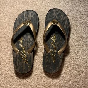 Michael Kor flip flops